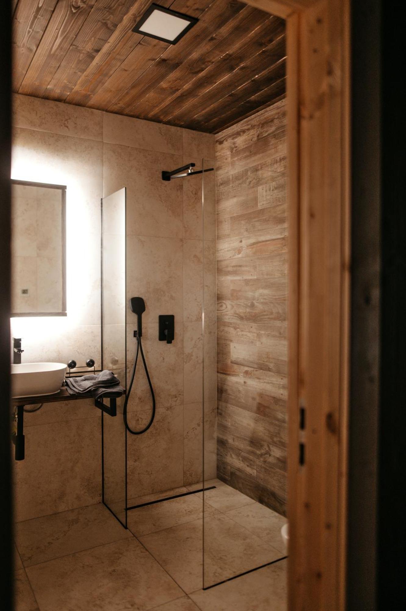 Bobri Potocik Hotel Vlasky Екстериор снимка
